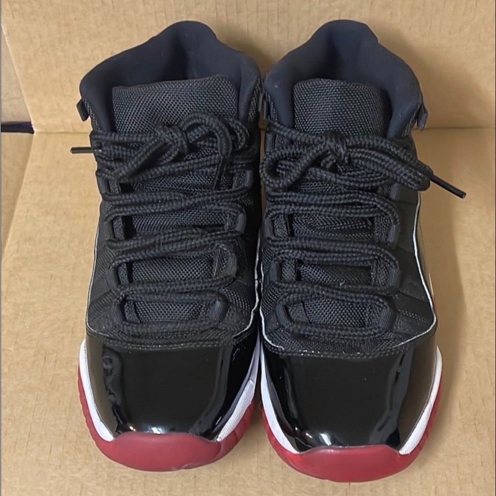 Jordan 11 Retro Shoes
